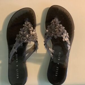 SANDALS - Size 6 Black - New